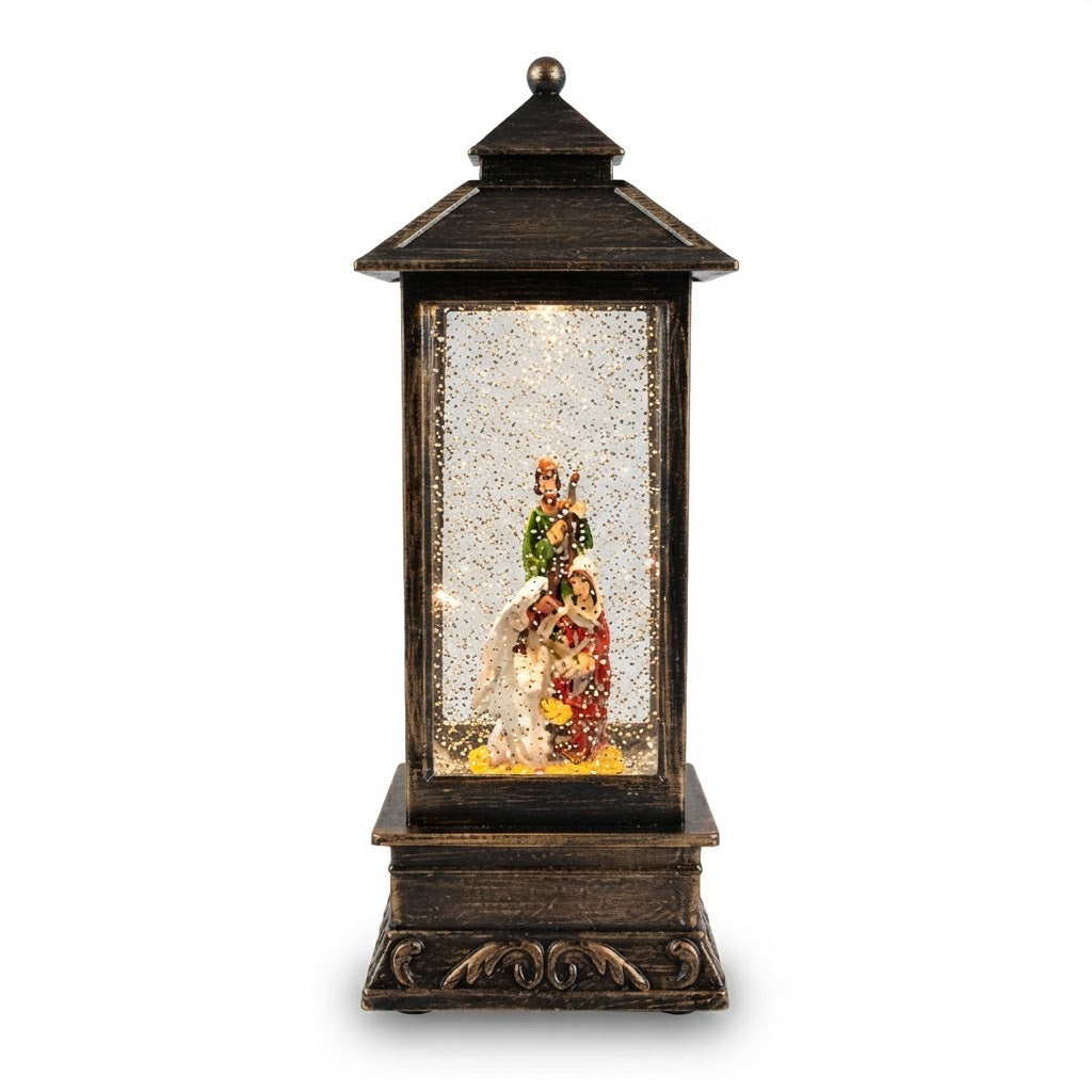 Farol navideño alto con figuras y nieve en su interior