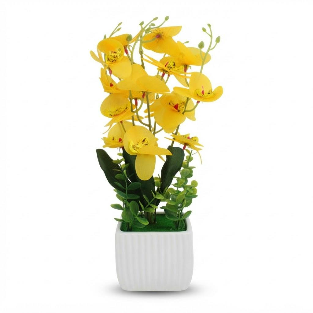 Orquídea artificial amarilla en maceta blanca 35 cm sobre fondo blanco