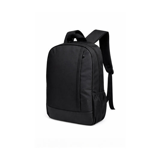 Mochila para Notebook SATE A-KP72 15.6” Negra con Compartimentos sobre fondo blanco