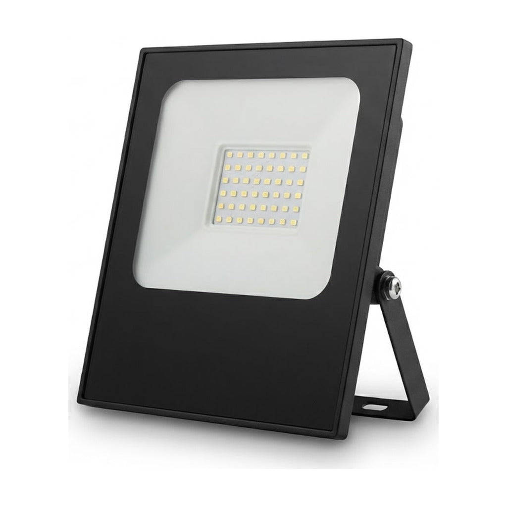 Reflector LED JT-JG50W 50W IP66 Bivolt sobre fondo blanco