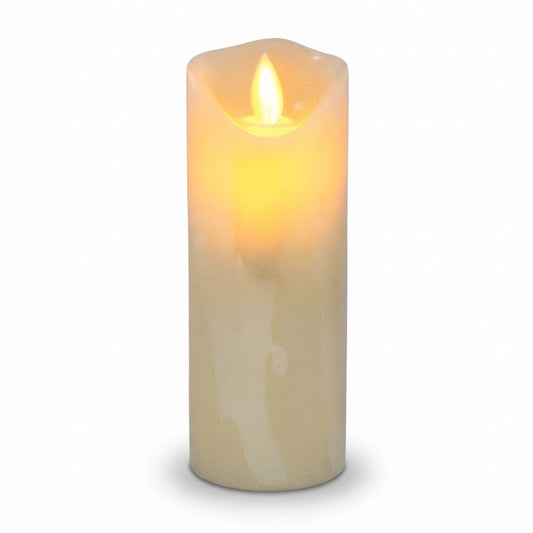 Vela LED Decorativa Satellite A-C5315 de 15 cm con Efecto Parpadeo sobre fondo blanco